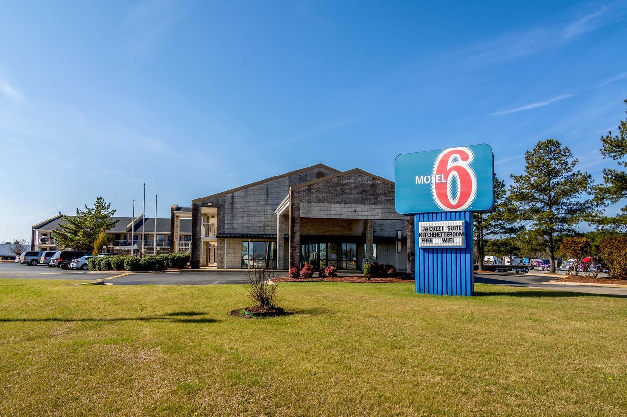 Motel 6-Kenly, Nc Exterior photo