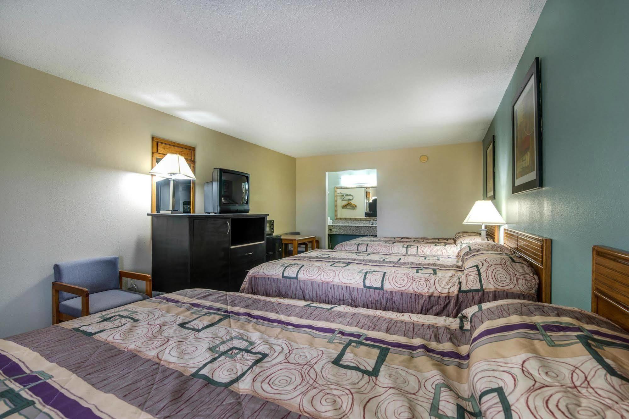 Motel 6-Kenly, Nc Exterior photo